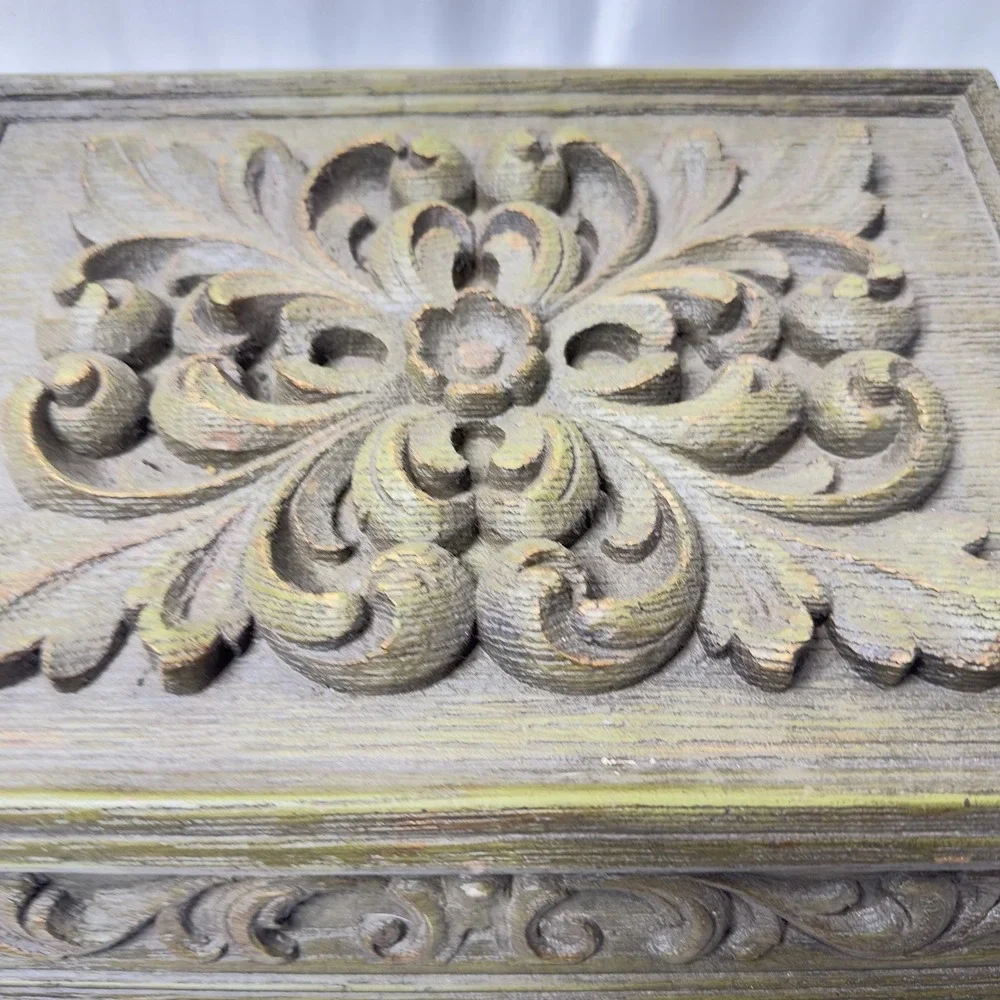 Vintage Large Ornate Florentine Jewelry Keepsake by Mastercarve 16